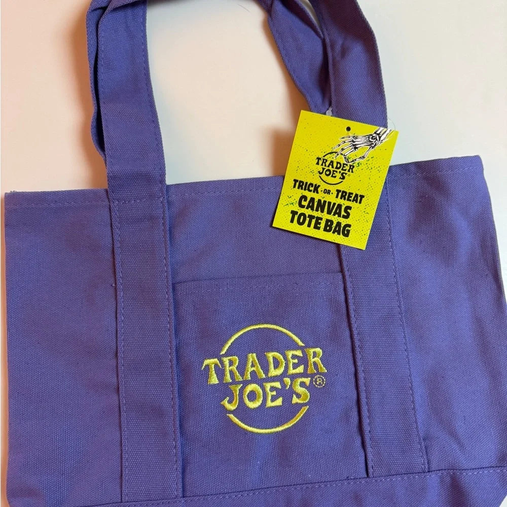 Trader Joe's Reusable Halloween Tote Bags Set - Picture 5 of 6